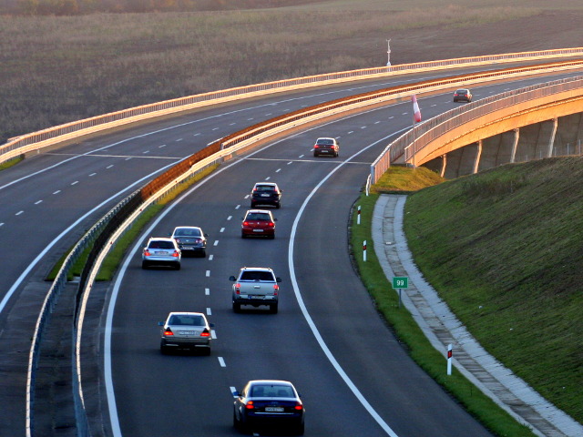 Üzemben